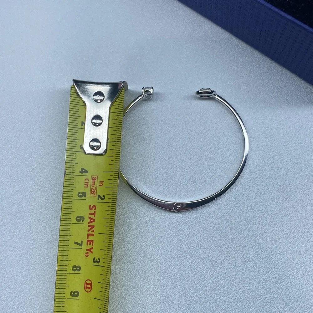 Swarovski Attract Bangle, White, Rhodium plating - Picture 13 of 16